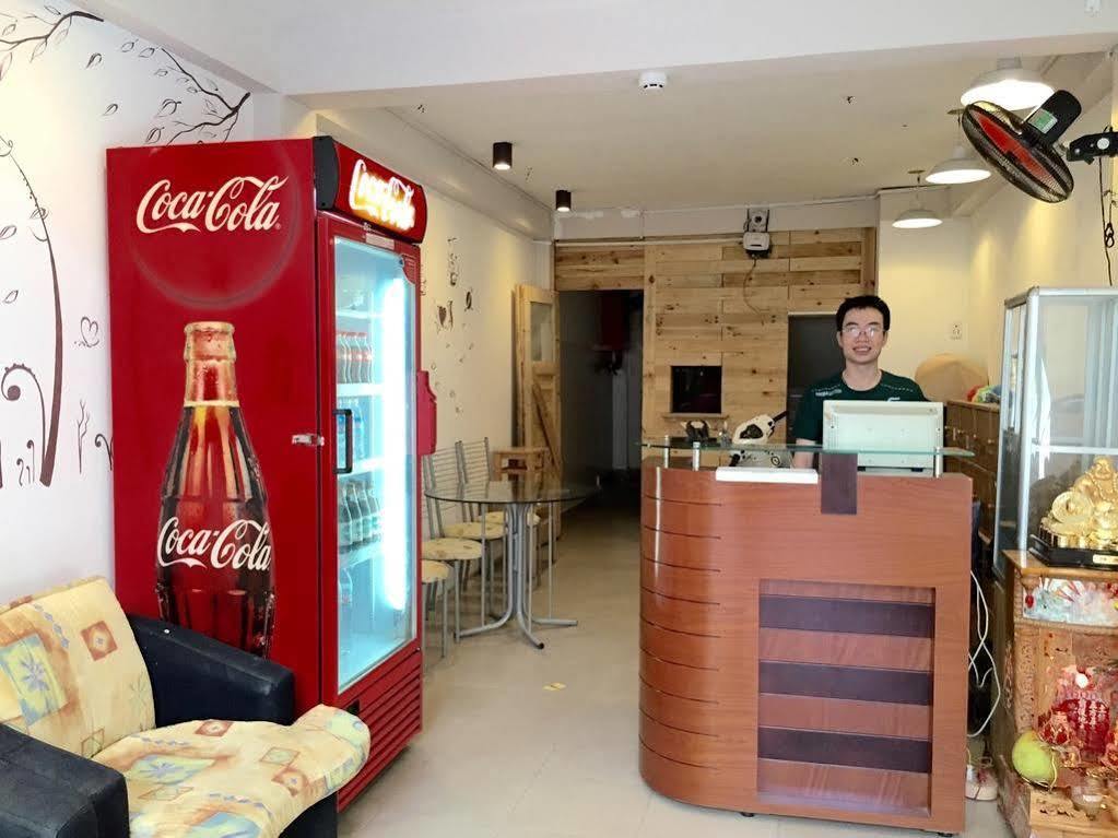 Wanderlust Saigon Hostel & Rooftop Bar 호치민 외부 사진