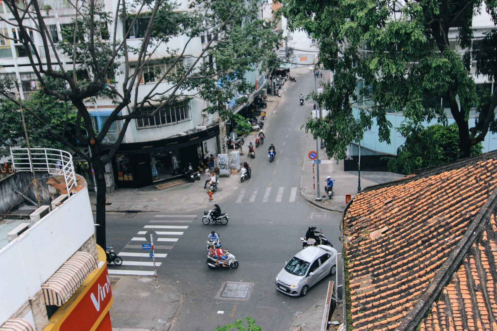 Wanderlust Saigon Hostel & Rooftop Bar 호치민 외부 사진